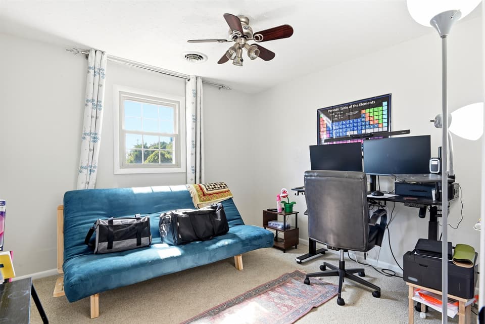 308 Grandview Drive, photo 17 of 40