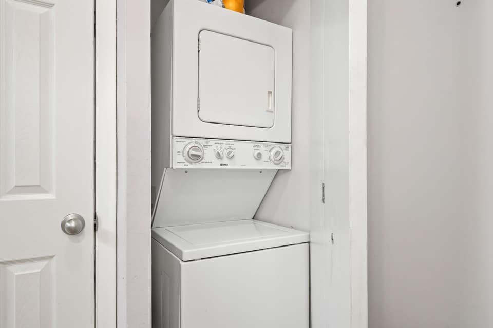 501 Sunridge Drive Unit R, photo 5 of 26