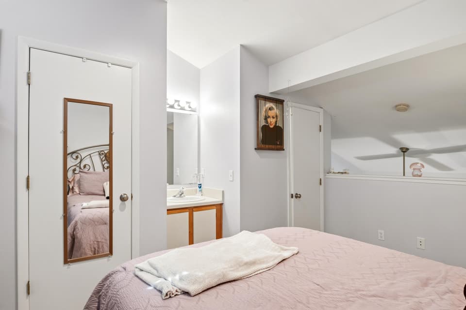 501 Sunridge Drive Unit R, photo 19 of 26