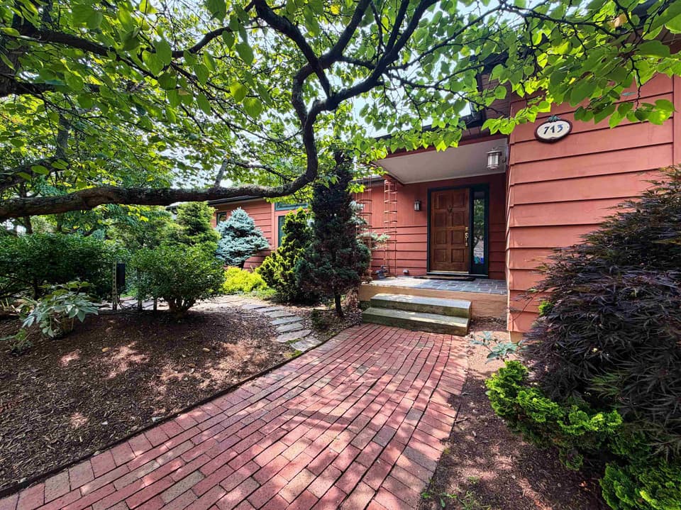 713 Burruss Drive in McBryde Village