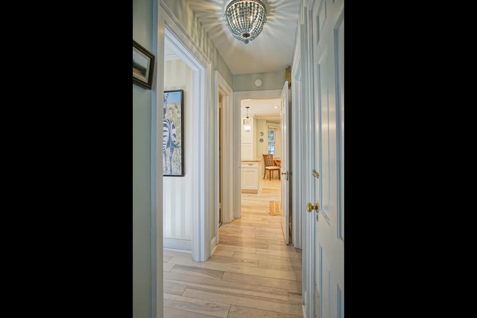 808 Preston Avenue, photo 22 of 40