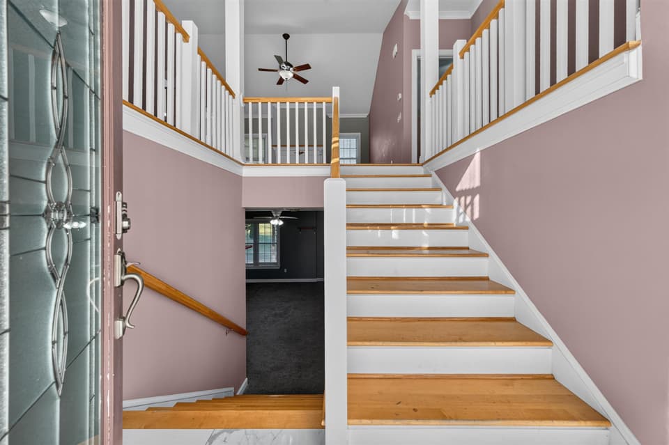 1701 Stratford View Drive, photo 14 of 40