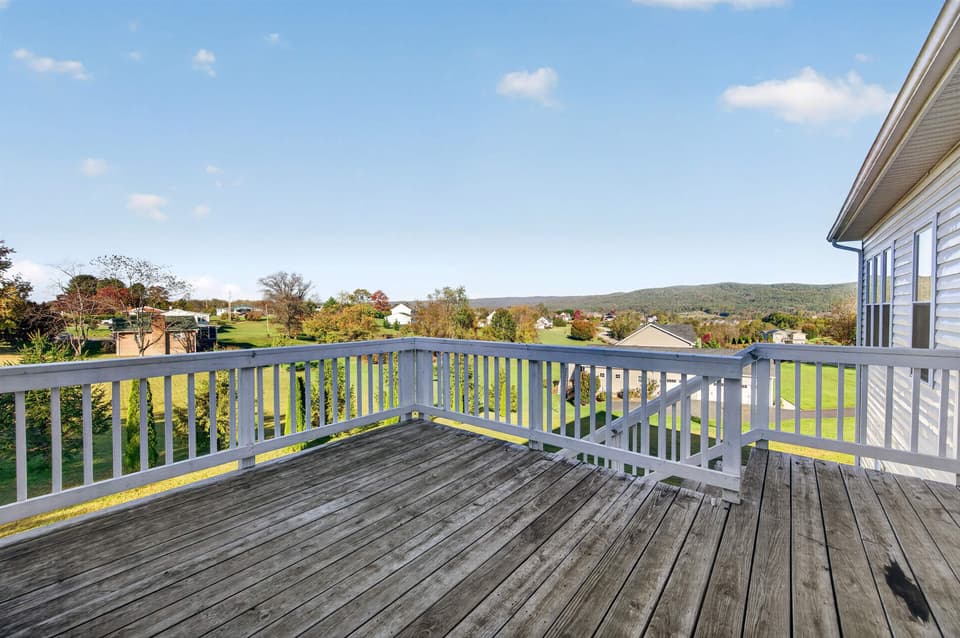 1701 Stratford View Drive, photo 35 of 40