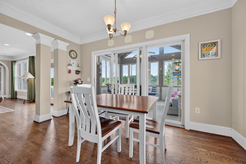 1220 Brockton Street, photo 15 of 40