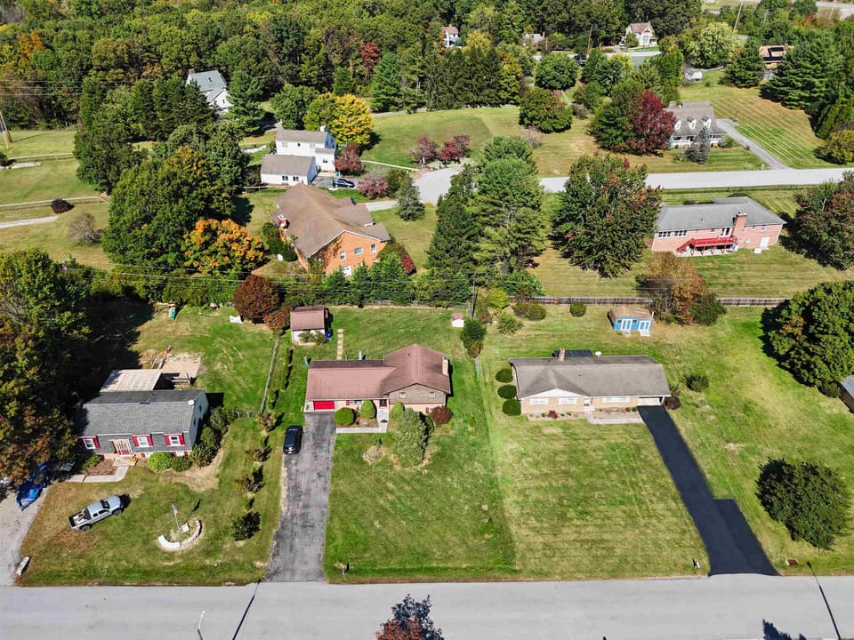 308 Grandview Drive, photo 38 of 40