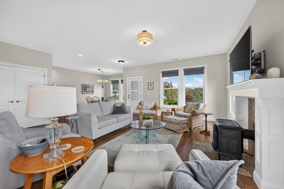418 Heartwood Crossing, photo 13 of 40