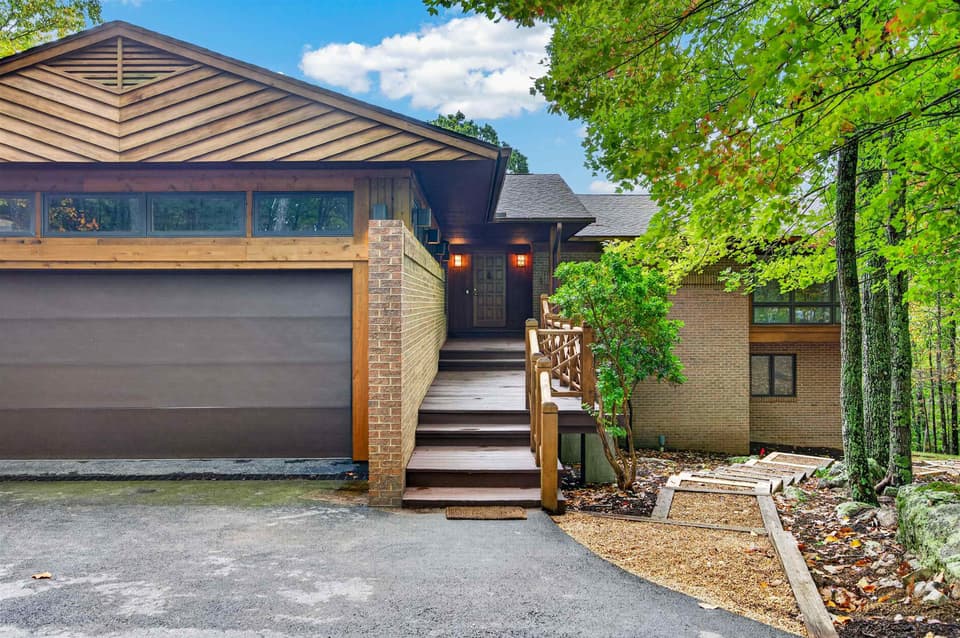1723 Jefferson Forest Lane, photo 4 of 40