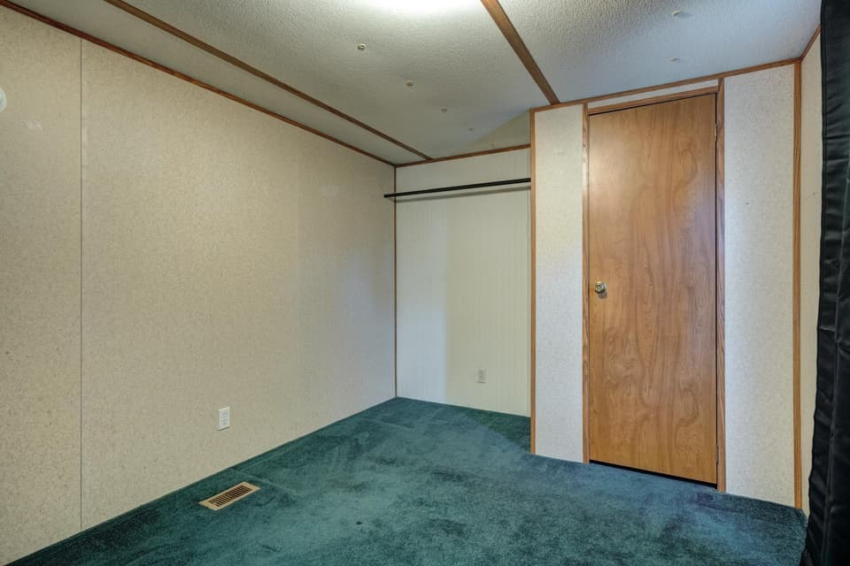 461 Bee Lane, photo 16 of 22