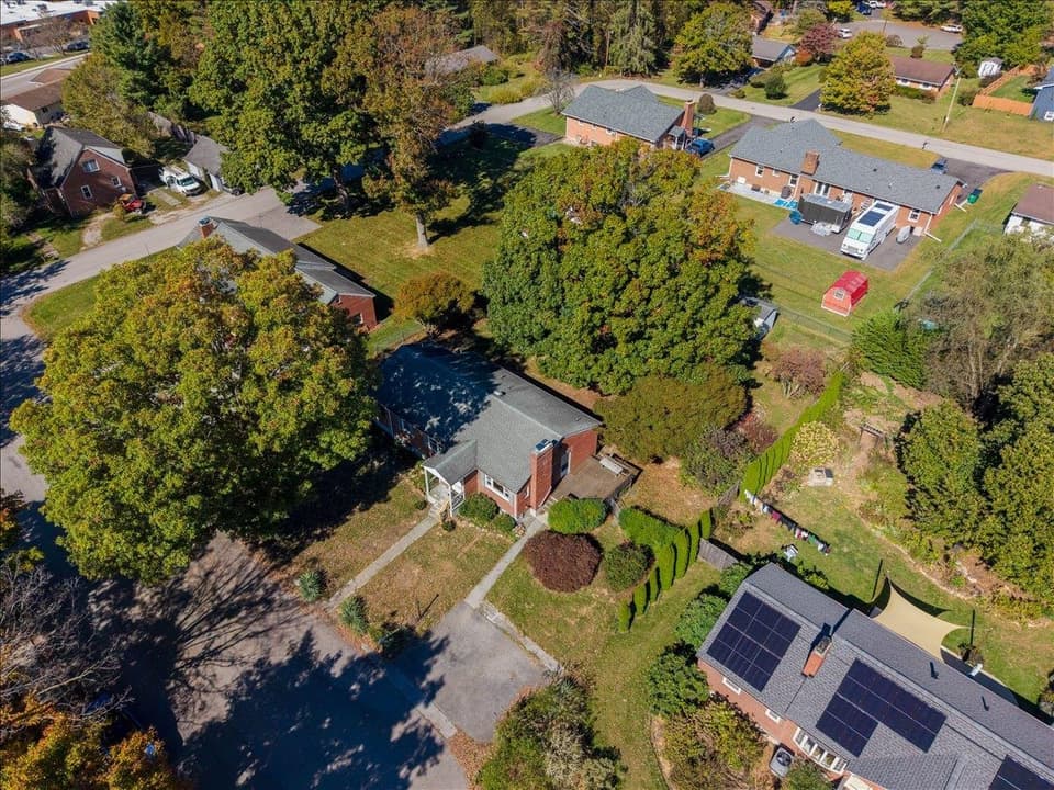 803 Grove Avenue, photo 35 of 37
