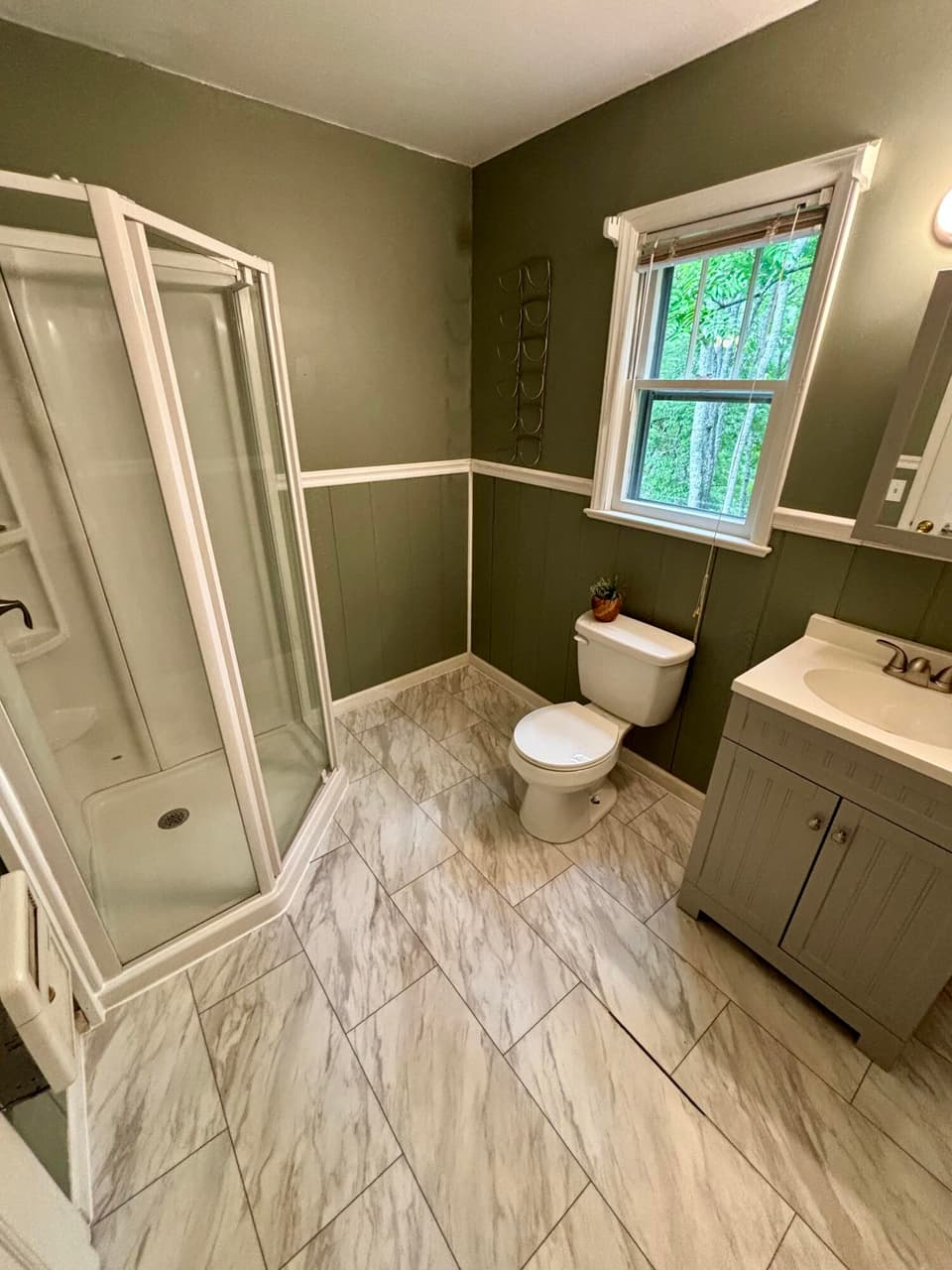 611 Mabry Ln, photo 12 of 23
