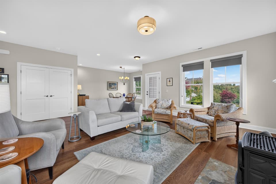 418 Heartwood Crossing, photo 15 of 40
