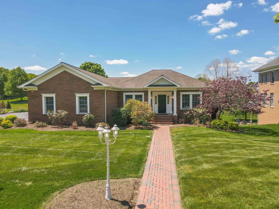 2111 Birch Leaf Lane, Blacksburg, VA
