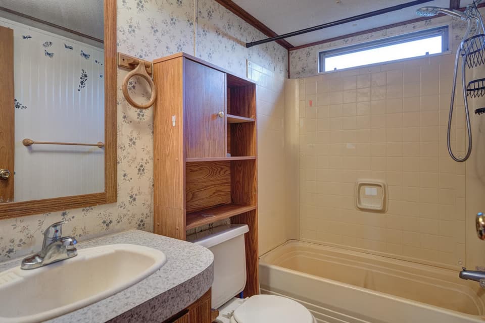 461 Bee Lane, photo 12 of 22